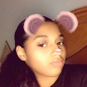 Meet your Posher, Brianna